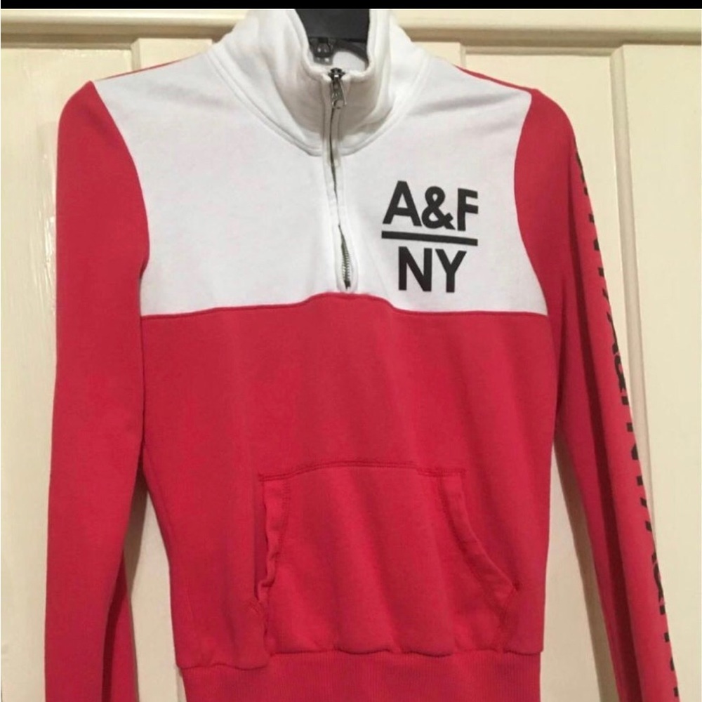 Abercrombie &Fitch women’s sweatshirt /Small